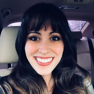 Meet your Posher, Angela